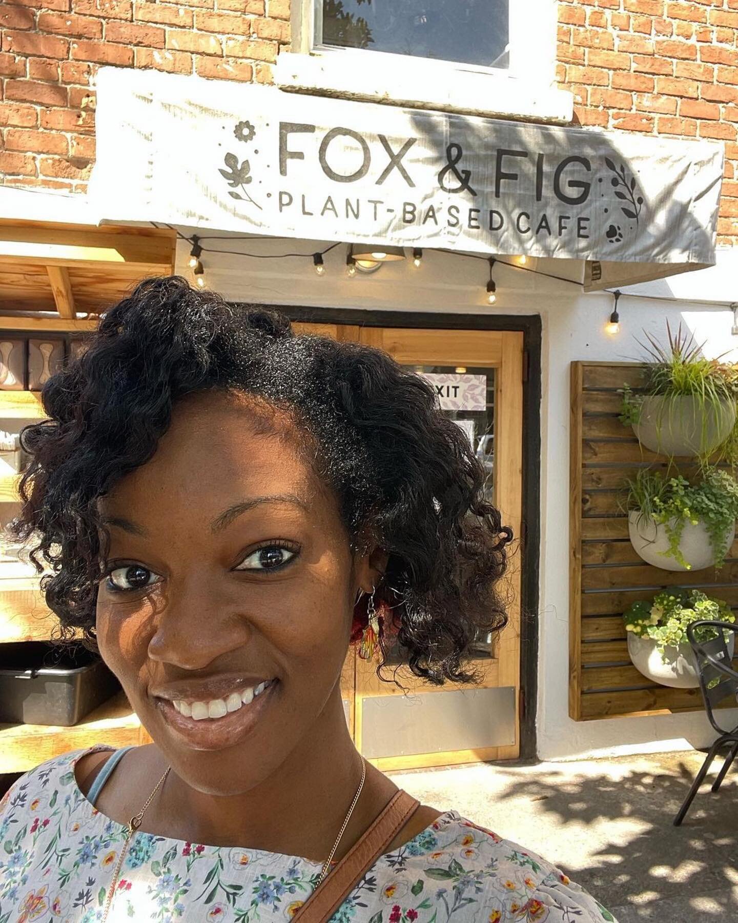It&rsquo;s another lovely day here at Fox and Fig!
Thanks for visiting @joywithjordan!
Repost @joywithjordan
・・・
I finally made it to Fox &amp; Fig Vegan Cafe&rsquo; @foxandfigcafe for lunch today! So cliche&rsquo; of me to start with the burger, b