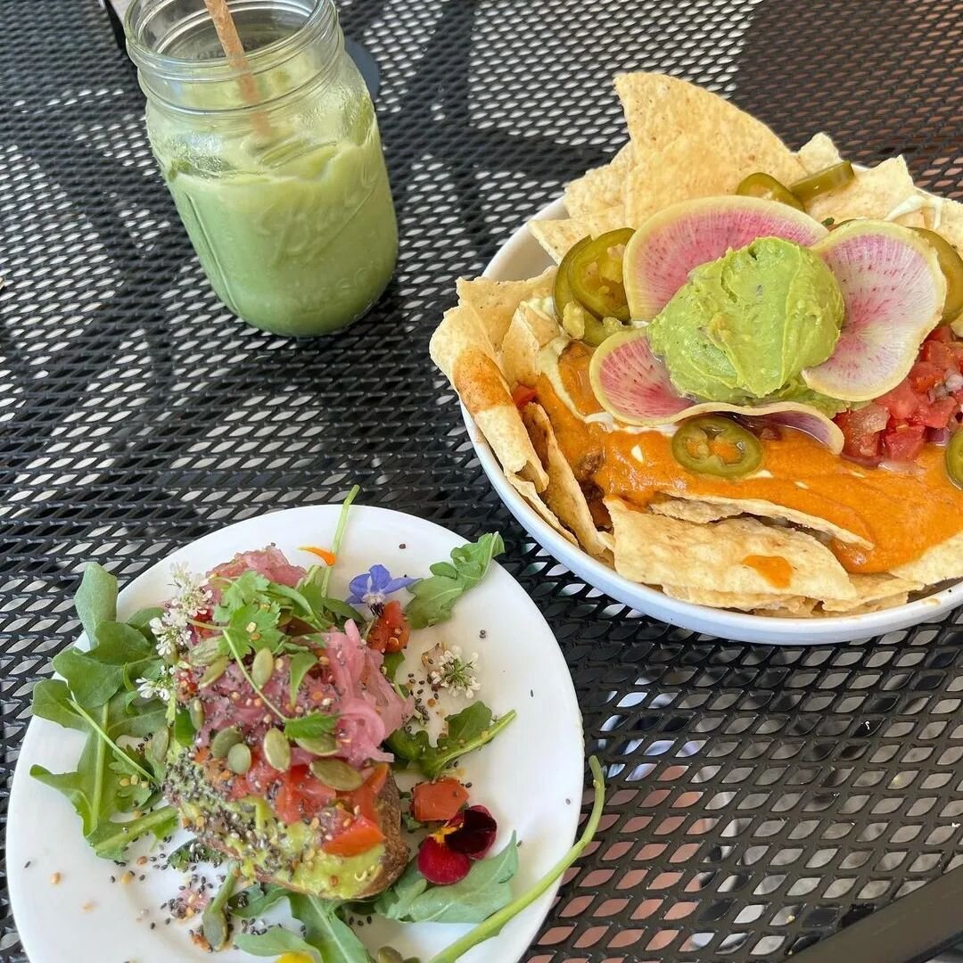💚💚💚
Posted by @roxana.eats 
&quot;@foxandfigcafe best vegan in town&quot;
Thanks, Roxana! 
#veganfoodspot #veganrestaurant #veganrecipes #savannahvegan #foxandfig #brunch #lunch #historicsavannah #foxandfriends